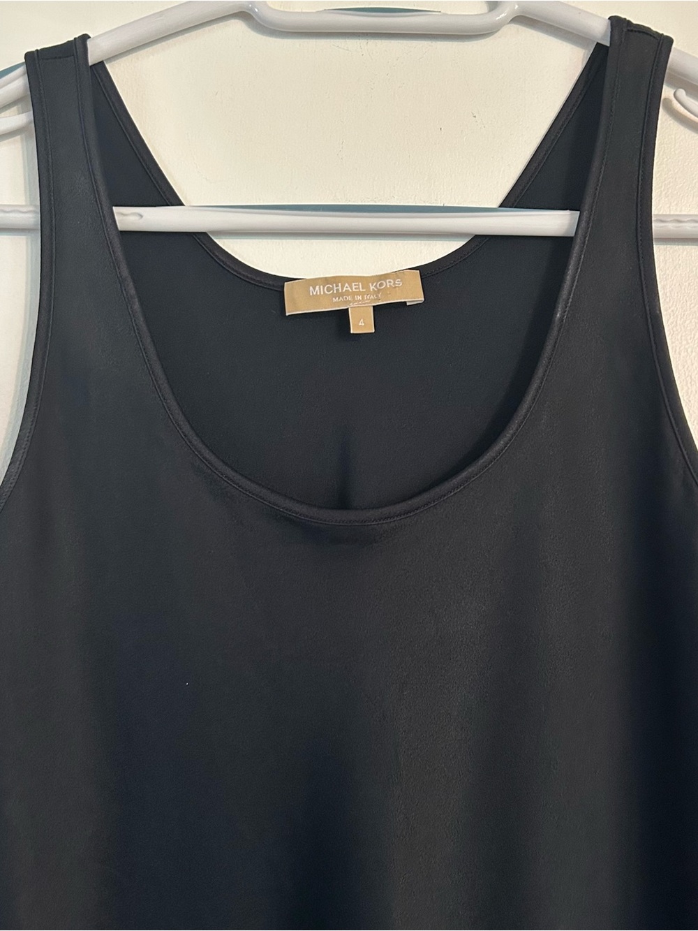 Michael Kors Navy Women’s Tank Top with Scoop Neck Size 4 Classic